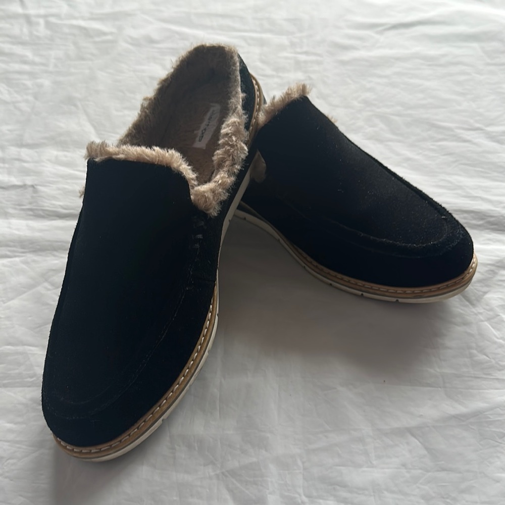 Adam Tucker Slide Shoes Size 7.5